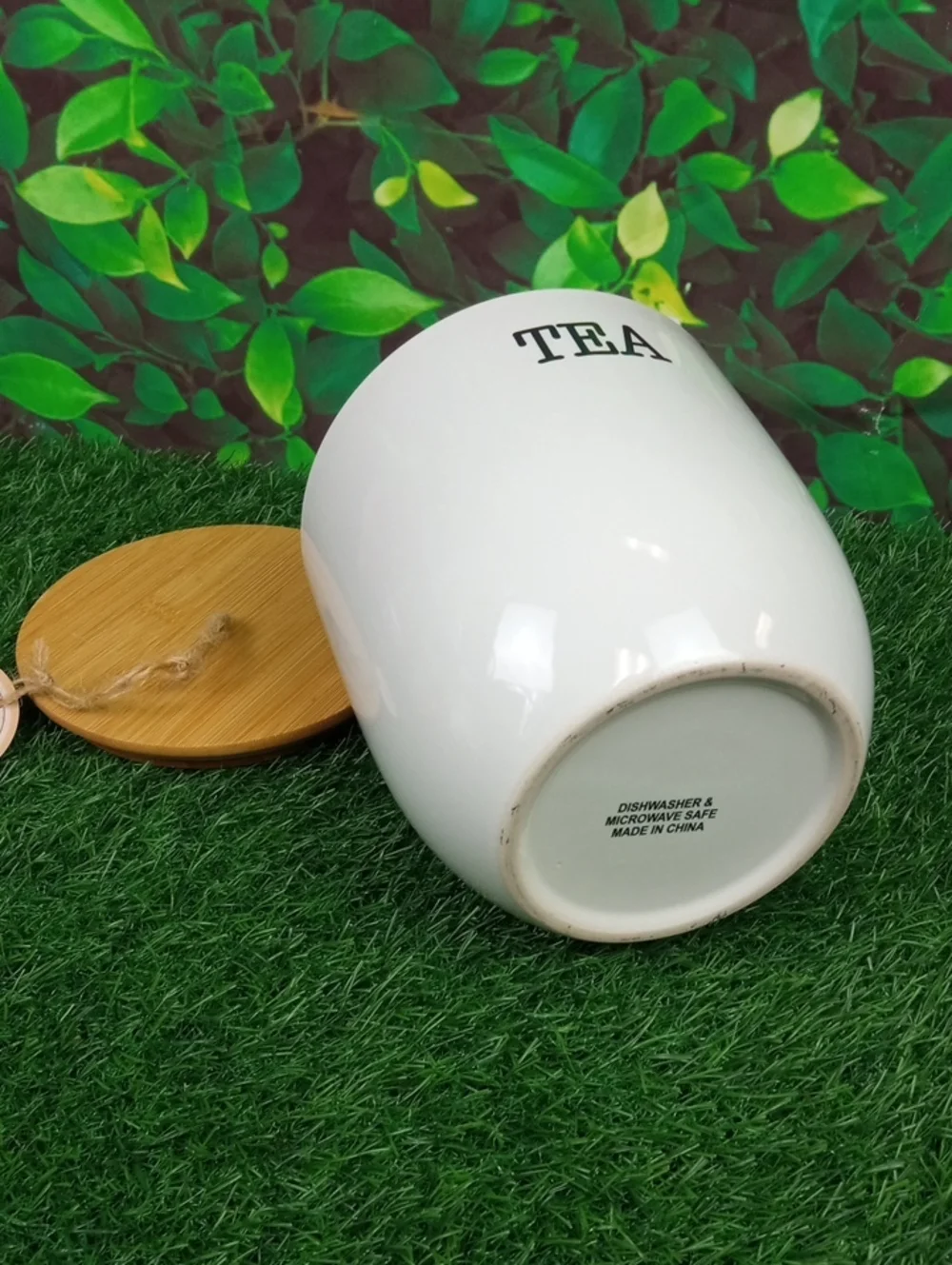 🏠🍒 Tea Canister Jar with Bamboo Lid - White